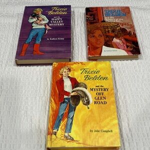 Vintage Trixie Belden Mystery Book Set